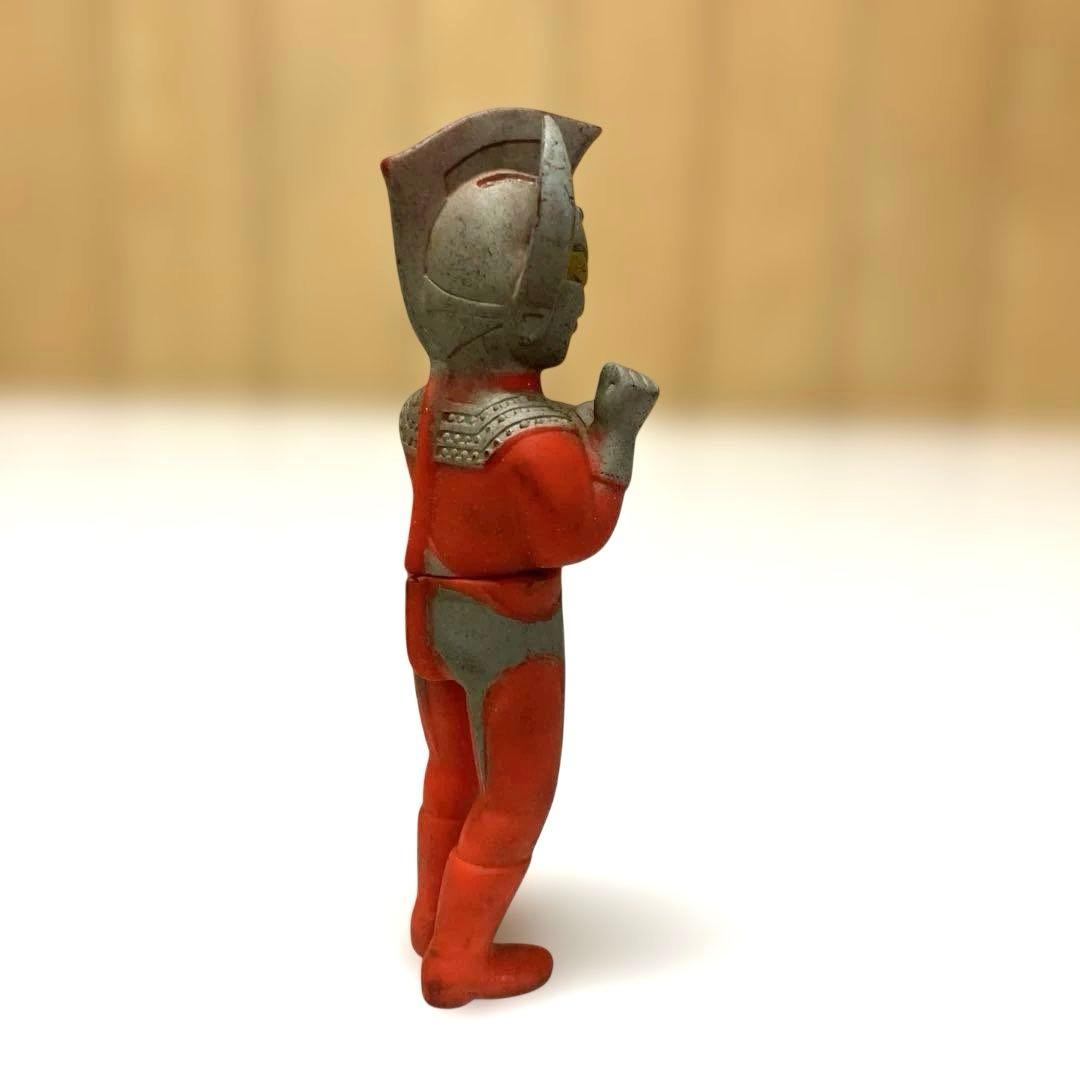 ESH039ブルマァク製「ウルトラマンタロウ」ソフビフィギュア