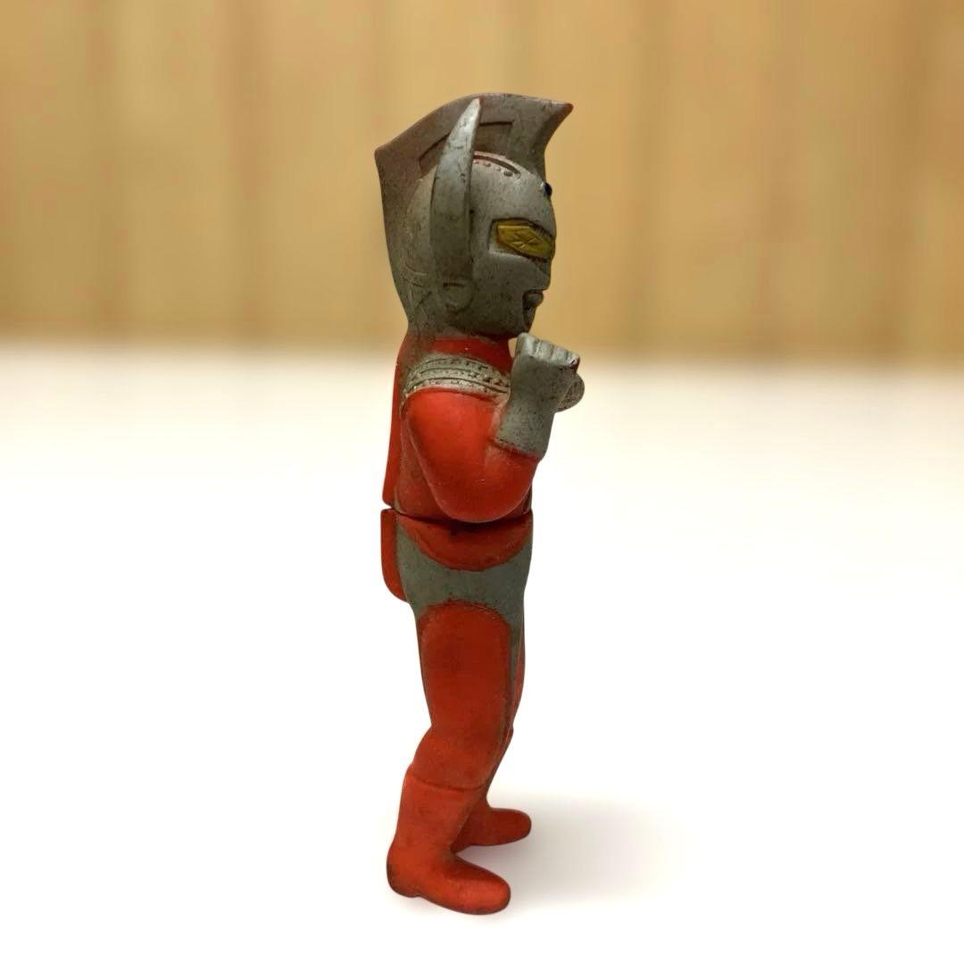 ESH039ブルマァク製「ウルトラマンタロウ」ソフビフィギュア