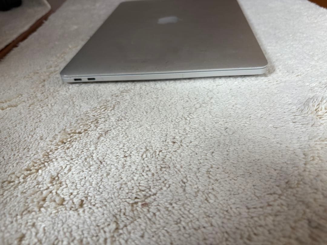 ジャンク品　MacBook Pro 13インチ(2017年型) A1708