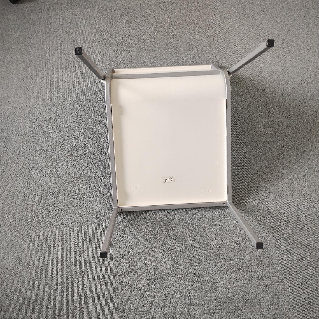 Cassina ixc.ULTRA スタッキングチェアホワイト1脚