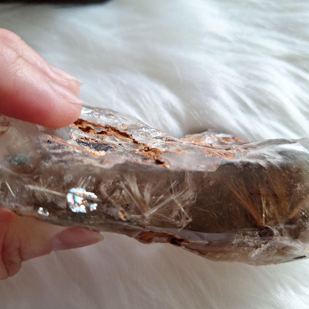 ★天然石★透明感がハンパないルチルクォーツ(台座付)