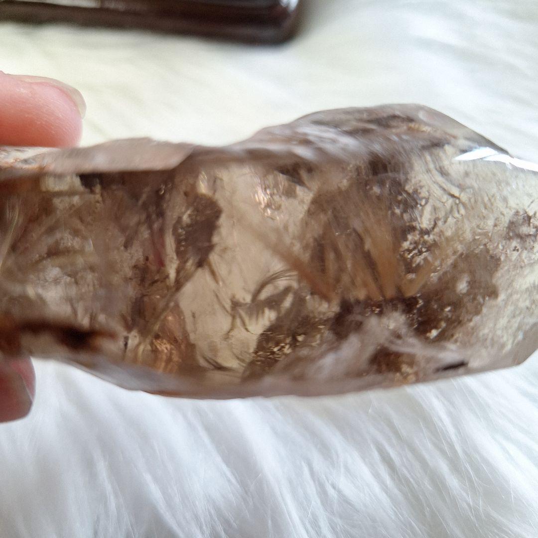 ★天然石★透明感がハンパないルチルクォーツ(台座付)