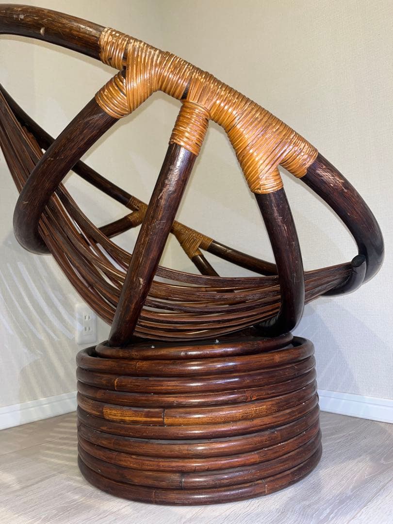 たむ様【引き取り限定】ラタンチェア 360度 回転式 籐家具