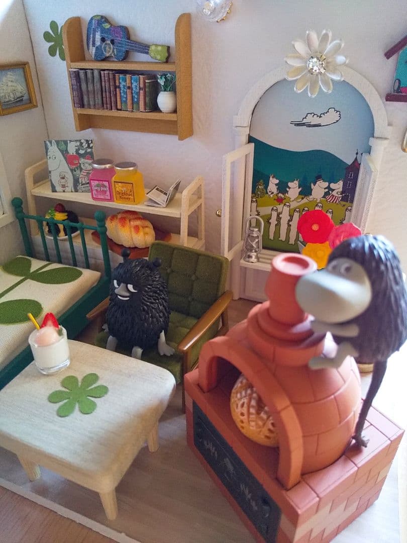MOOMINフィギュア＆ドールハウス【LEDライト、カバー付き】セット