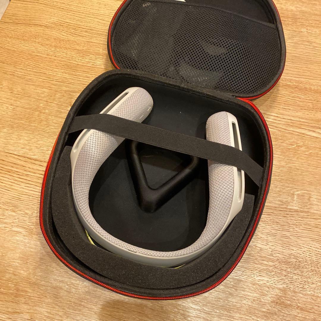 美品　SONY SRS-WS1 ウェアラブルネックスピーカー