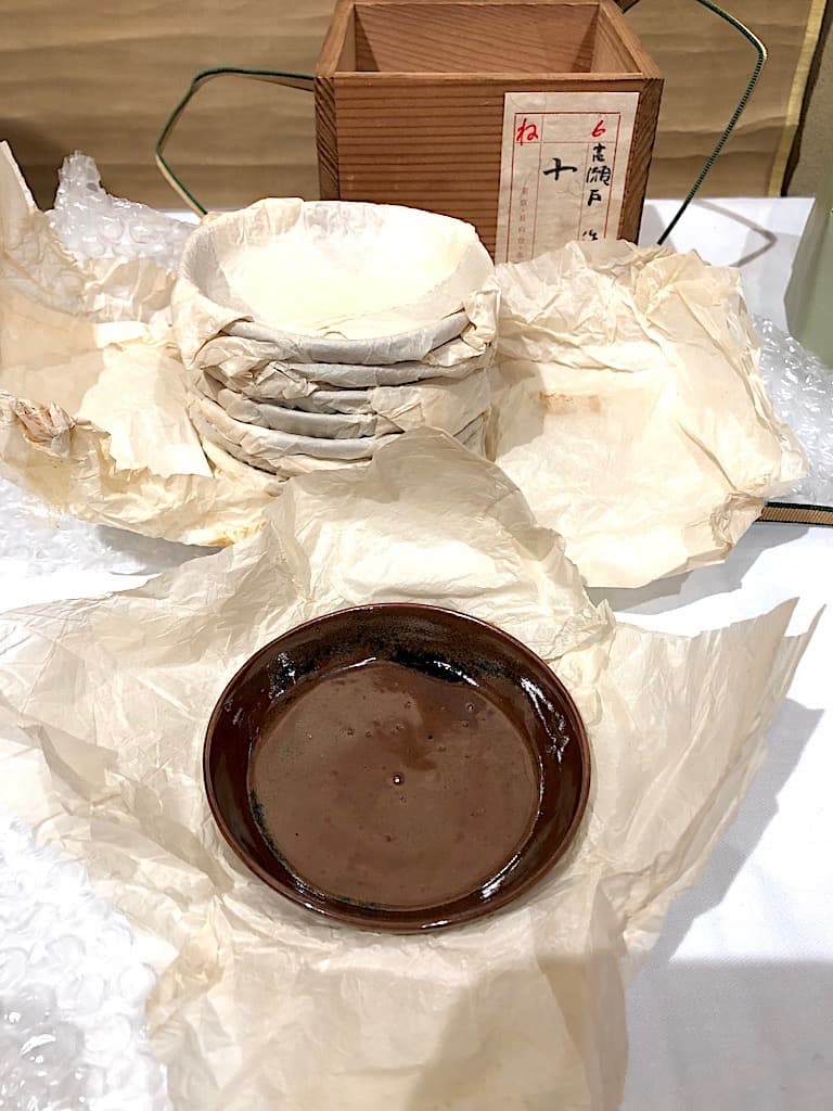 瀬戸焼　加藤景正二十五世作介 作　古瀬戸写　小皿　十客　共箱　無傷。