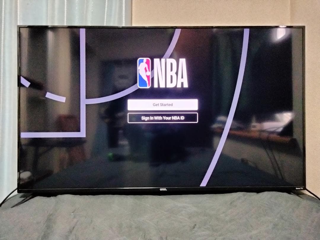 横浜駅から３０Km以内は無料配送　50インチ４Kスマート　チューナーレス