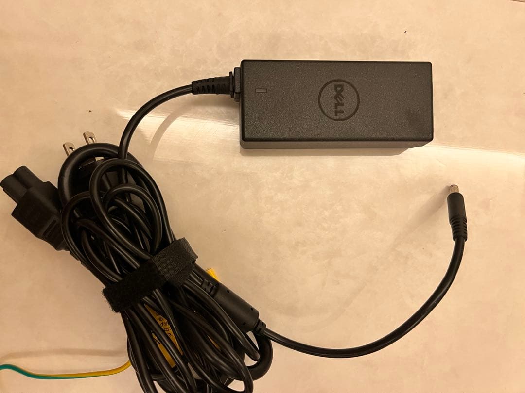 DELL ノートパソコン P24T003