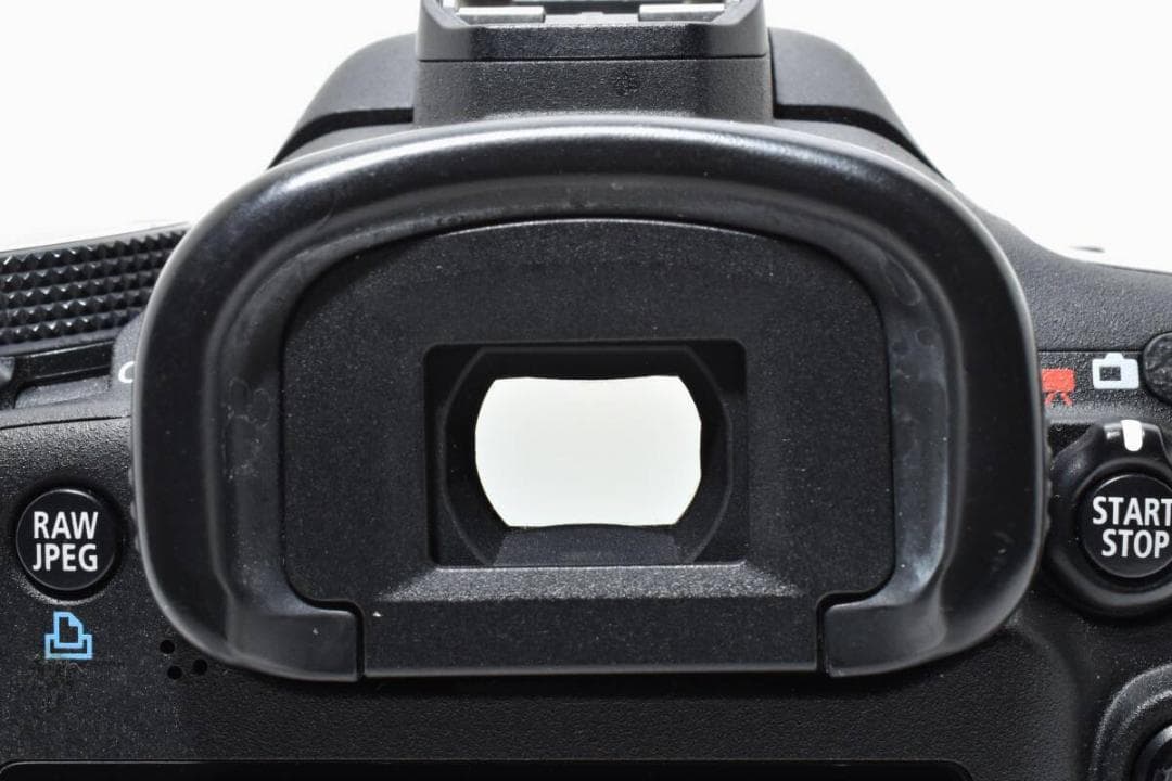 【極美品】Canon EOS 7D ボディ ★シャッター回数 9,049回★