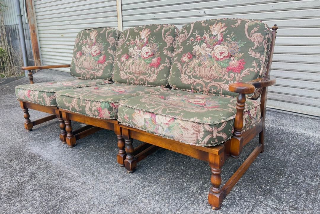 オールドKarimoku家具コロニアルシリーズ カリモクソファ値下げ！