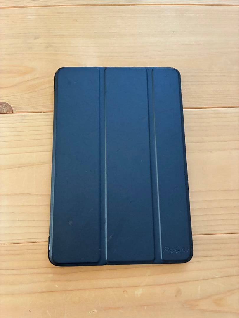 Apple iPad ホワイト 本体 スリーブカバー付き