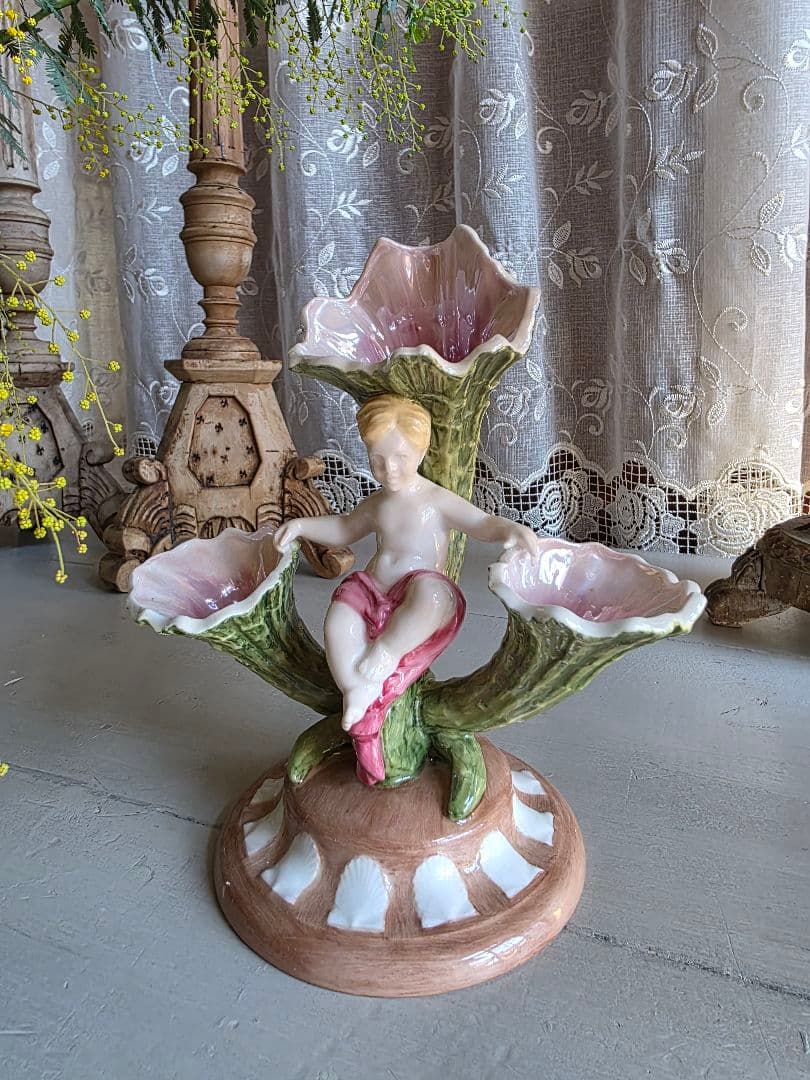  ウェッジウッド フラワーベース 花器 花瓶 フィギュリン