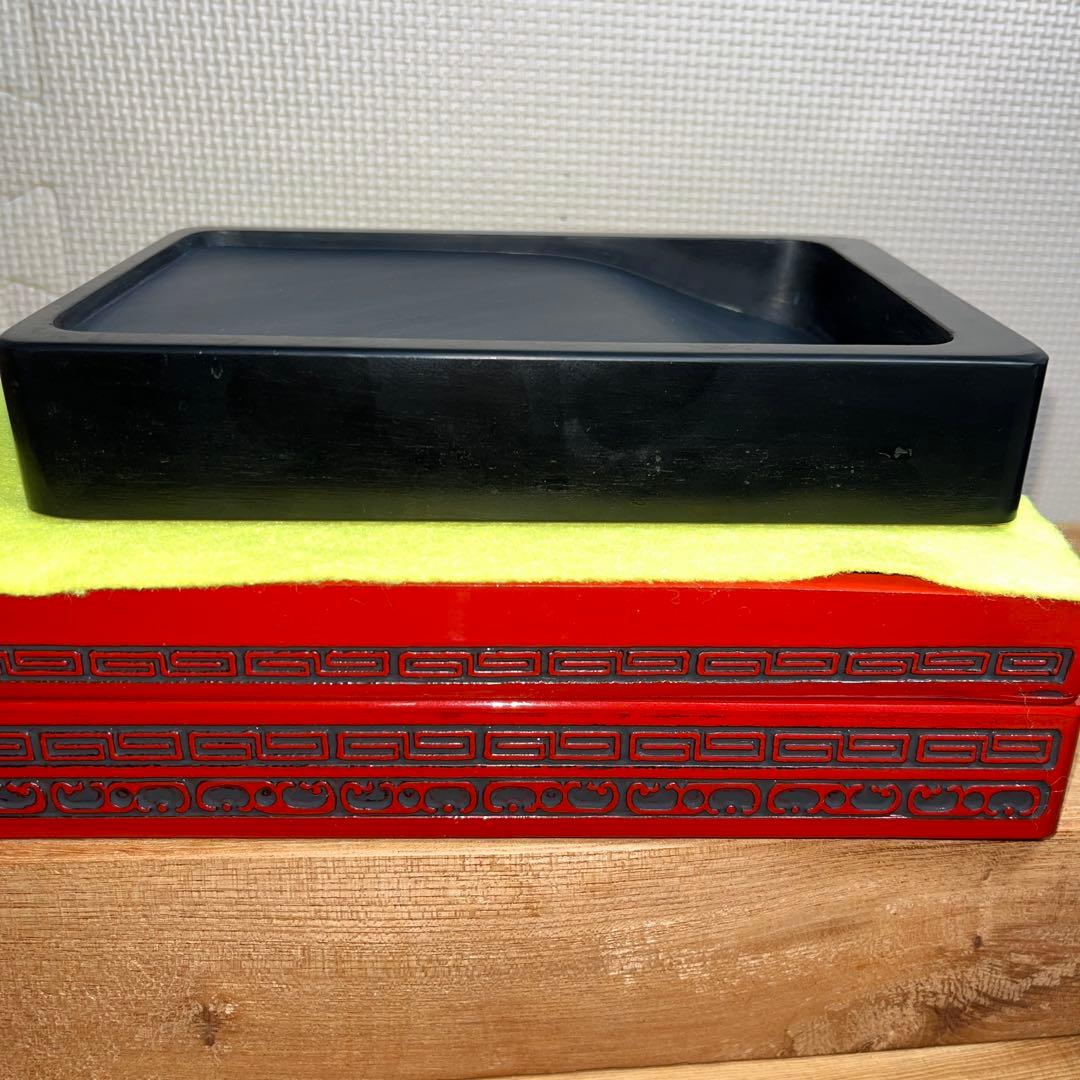 ⭕️雨端硯　唐硯　12代雨宮弥兵衛　四六寸大　海深さ23mm 仙台堆朱箱　工芸品