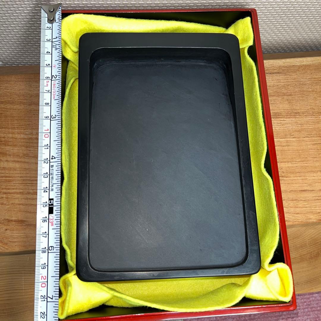 ⭕️雨端硯　唐硯　12代雨宮弥兵衛　四六寸大　海深さ23mm 仙台堆朱箱　工芸品