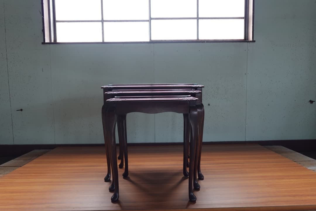 イギリス製 アンティーク 家具　ネストテーブル