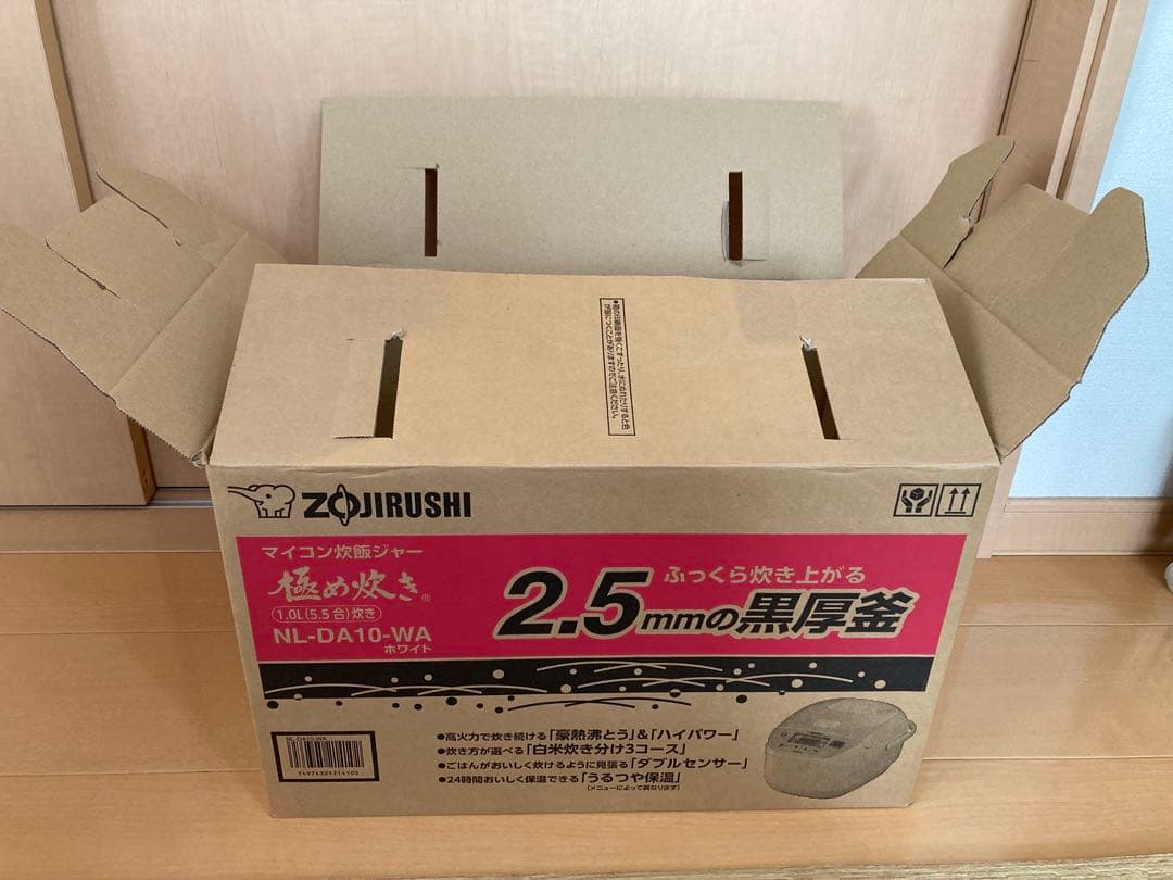 ３回使用　未使用に近い　象印 NL-DA10-WA 炊飯器 ホワイト　欠品有り