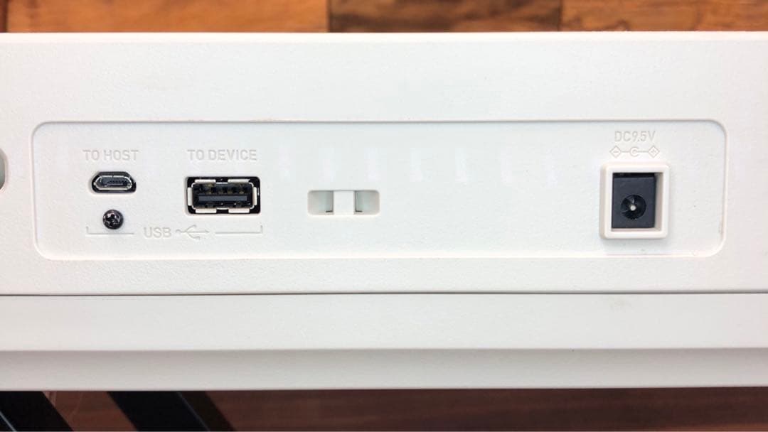 CASIO CT-S1WE 電子キーボード 白 動作品 譜面台付