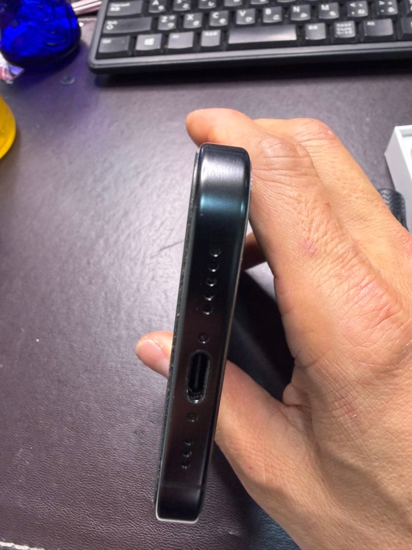 アメリカ版iPhone16pro 1TB SIMフリー ブラックチタニウム 美品