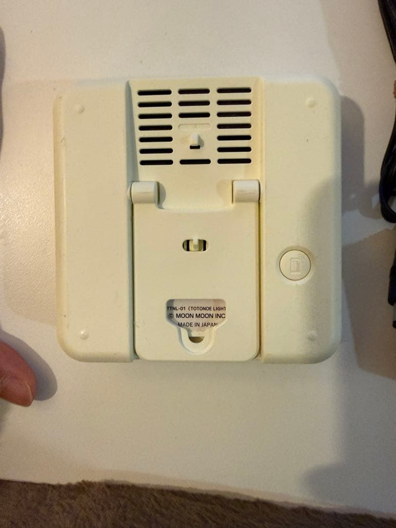 トトノエライト　moon moon 光目覚まし時計　睡眠改善