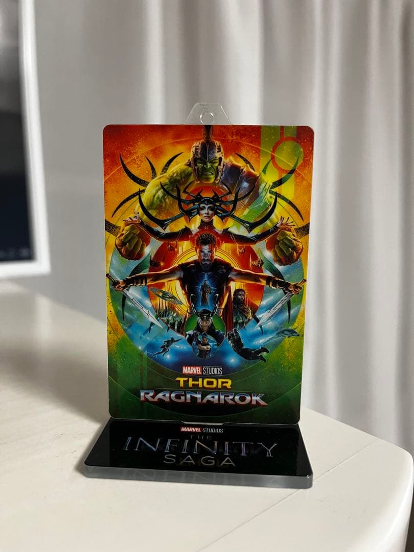 marvel映画ポスターアクリルキーホルダースタンド