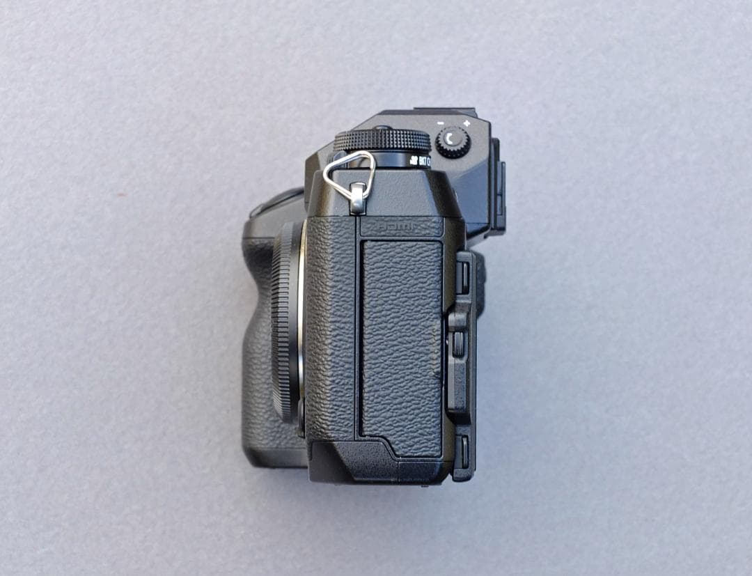 FUJIFILM X-H1 ミラーレス一眼