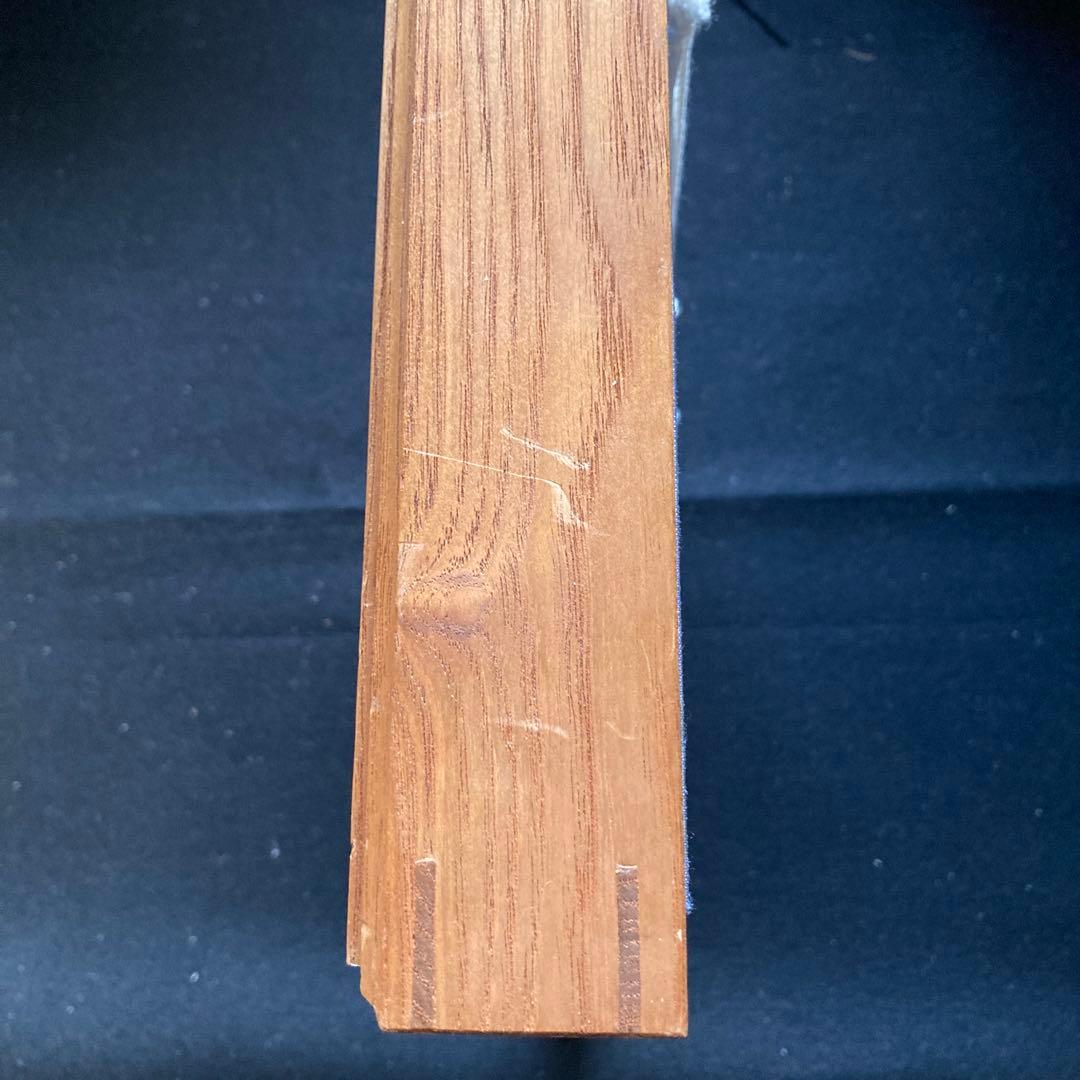 芹澤圭介デザインの布額装　印有　額￼約33×47×5cm作品17.5×32cm￼