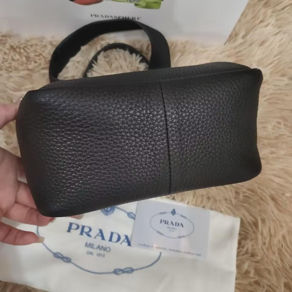 レデイーズ　トートバッグ　レザー 1BA349