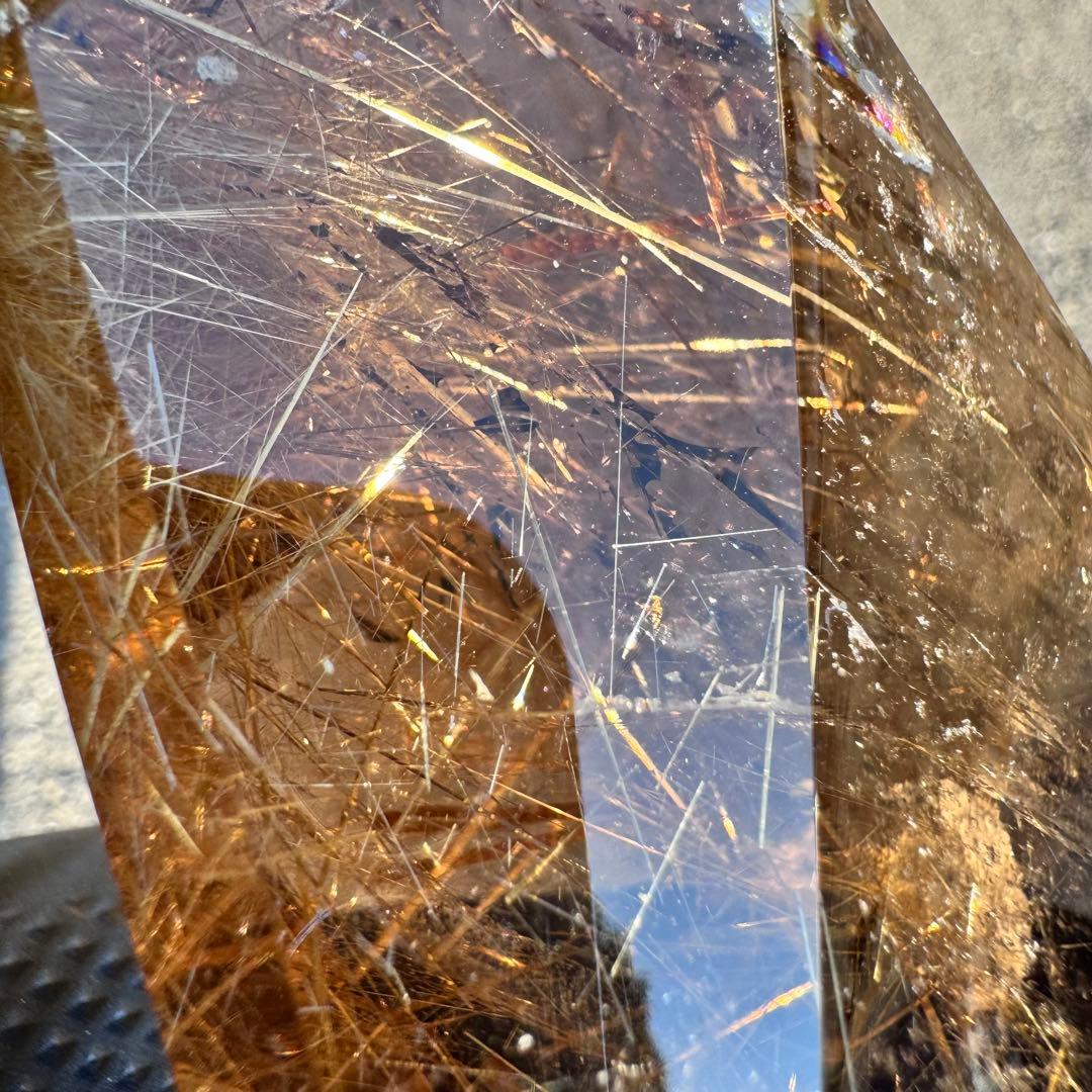 M-207タイチンルチルクォーツ原石 高密度ゴールドルチル天然石323.6g