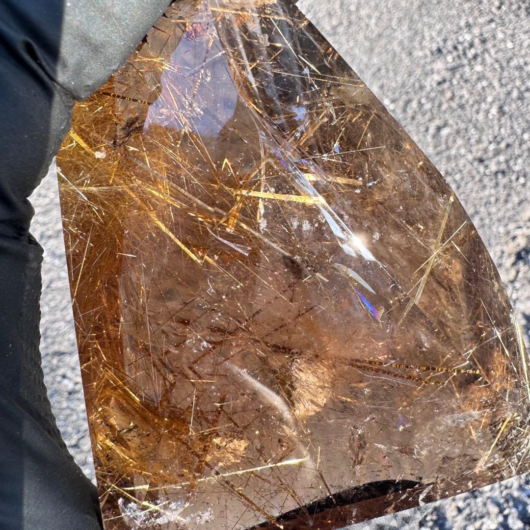 M-207タイチンルチルクォーツ原石 高密度ゴールドルチル天然石323.6g