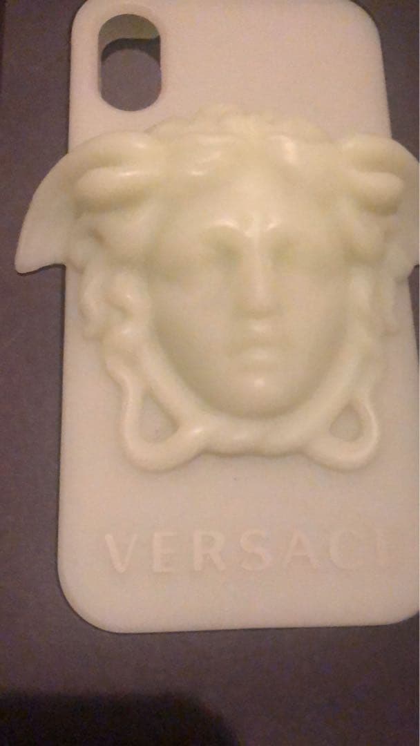 状態良好　VERSACE メデューサ iPhone 用ケース