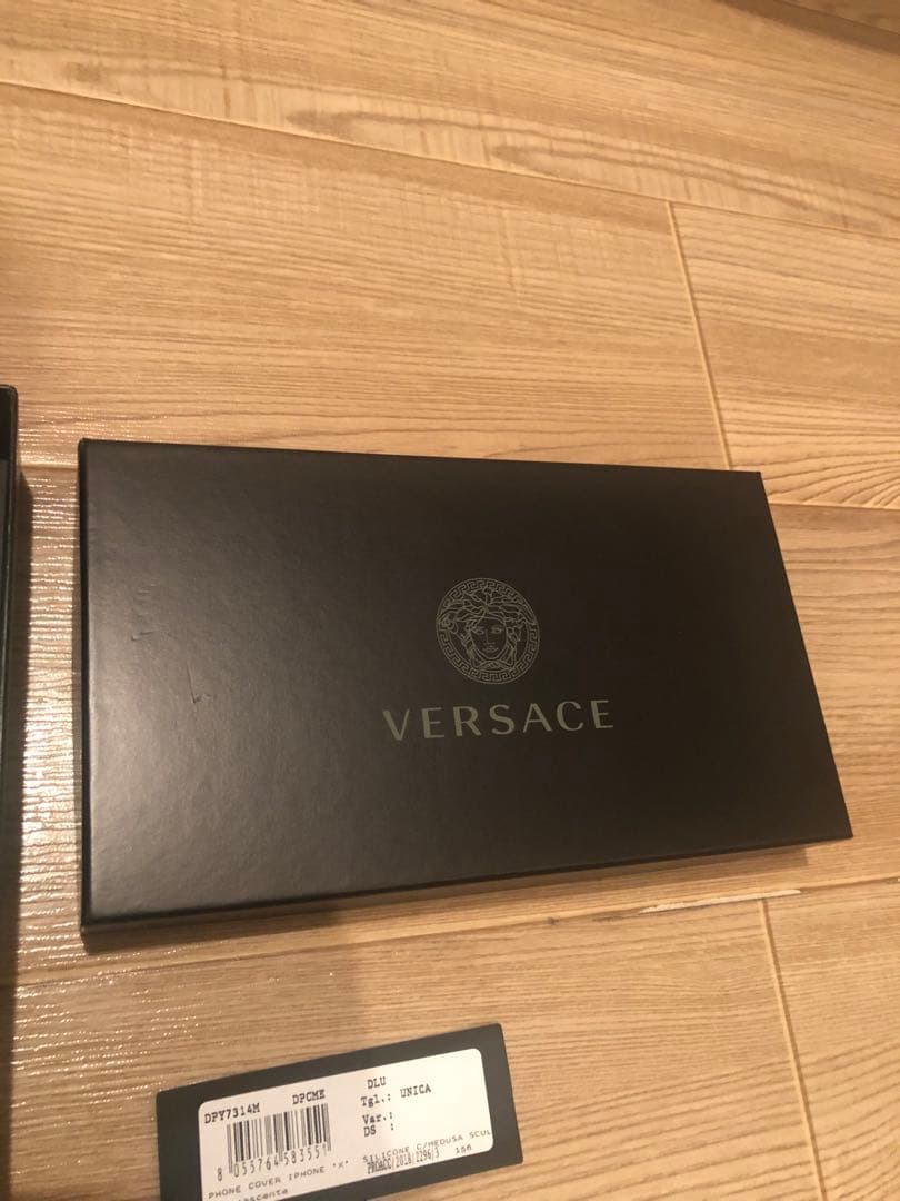 状態良好　VERSACE メデューサ iPhone 用ケース