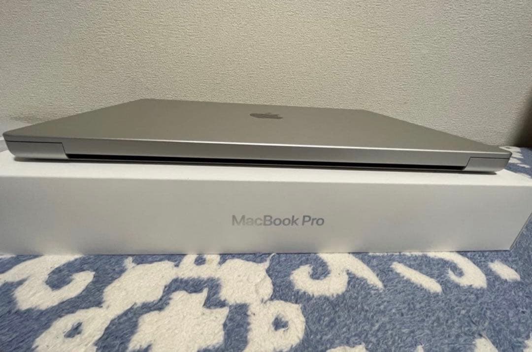 MacBook本体 MacBook Pro 2023 M2 Pro 16.2 16GB/512GB