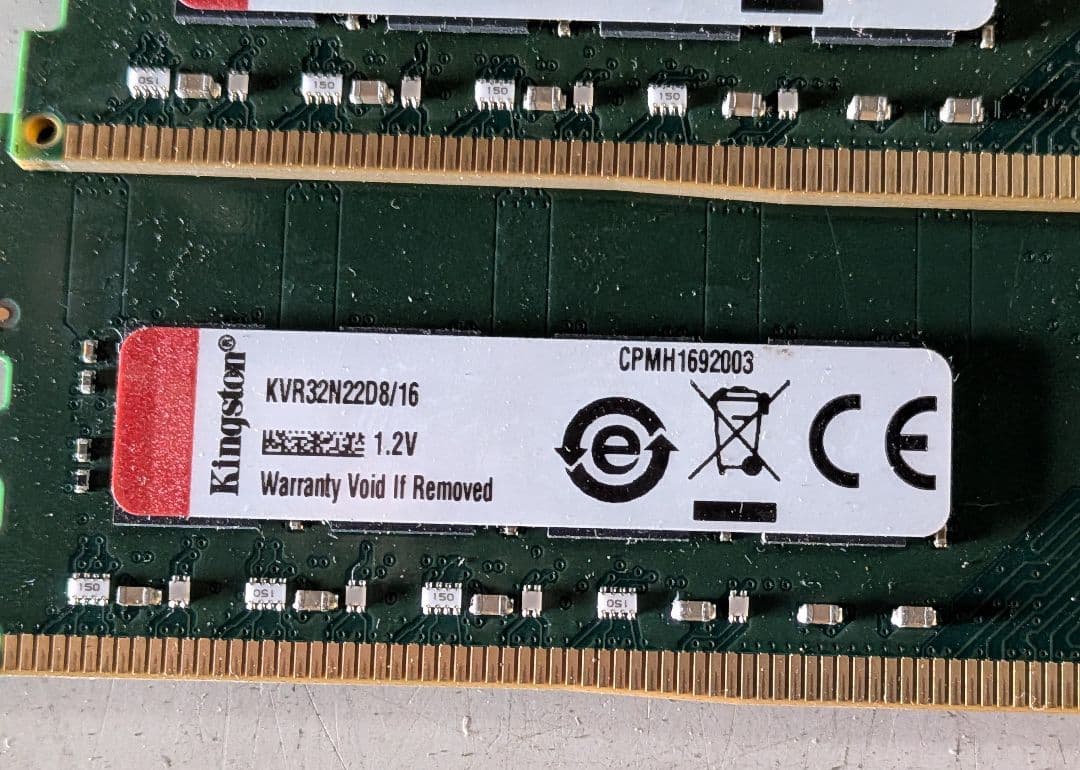 K*n様 Kingston 16GB DDR4 メモリ×４