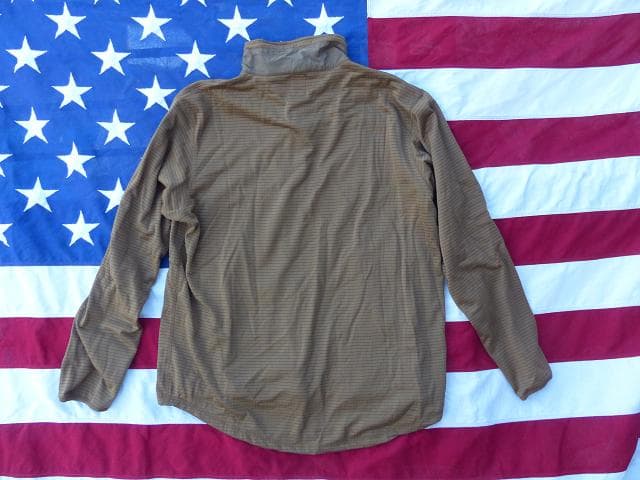 米軍実物 ポーラテック グリッドフリース プルオーバー　L　DSCP 62