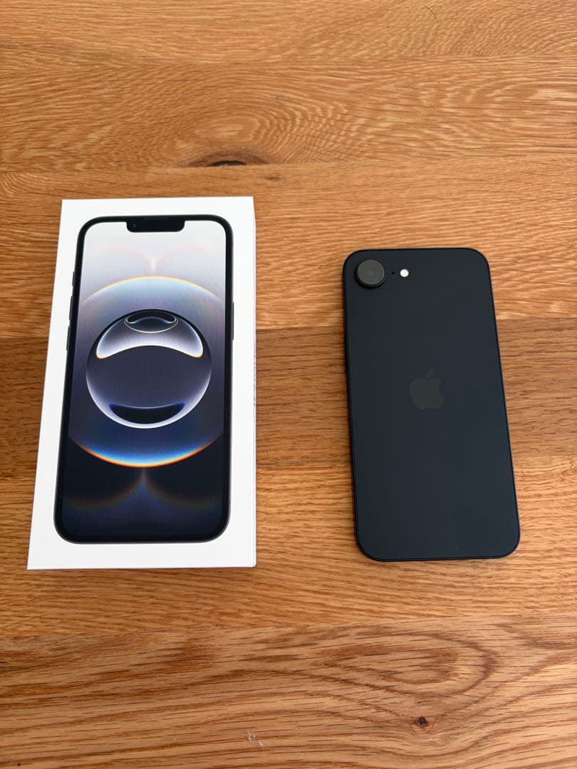 【超美品】Apple iPhone 16e 256G ブラック 本体 箱付き