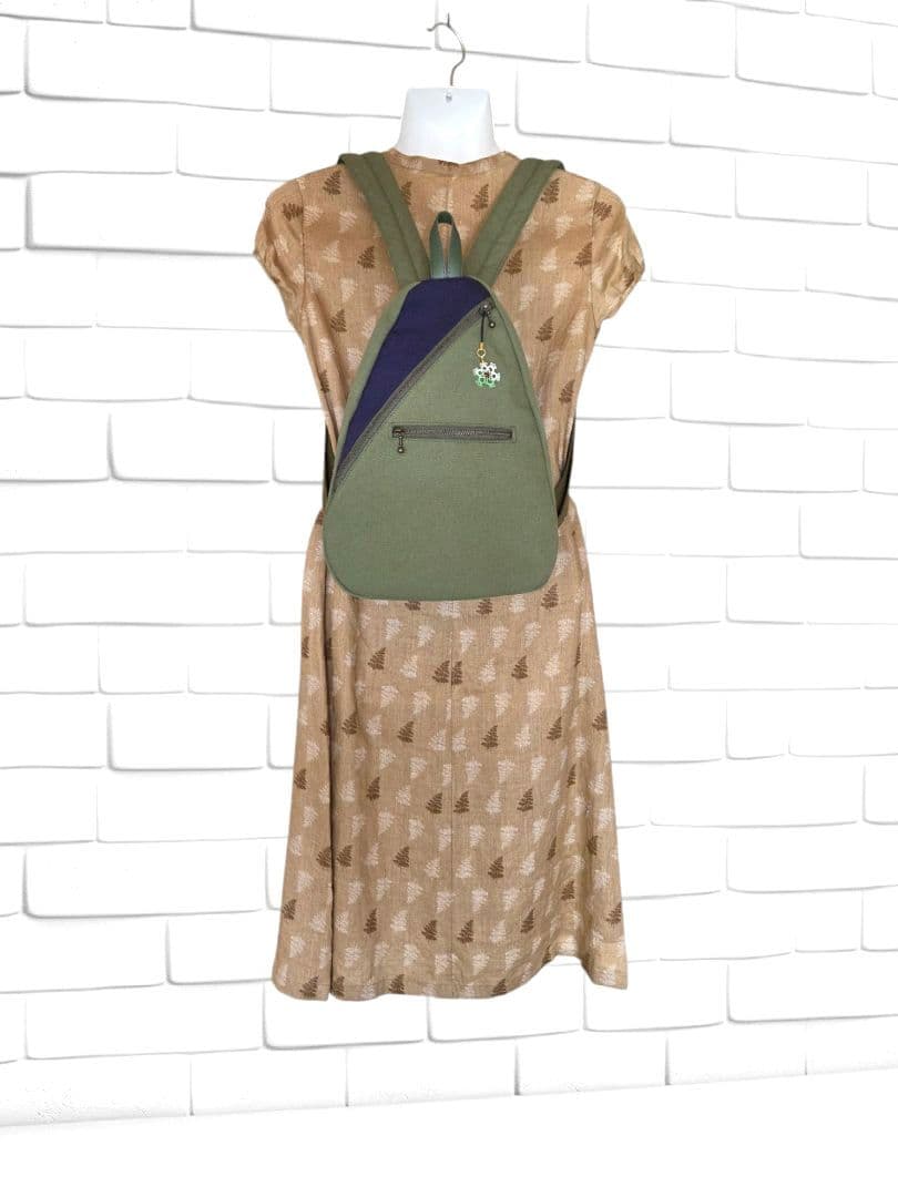 ポニョ　しずく型リュック（M）