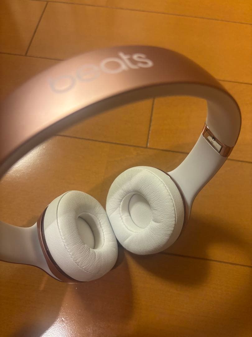 Beats Solo ³ワイヤレスヘッドホン ローズゴールド