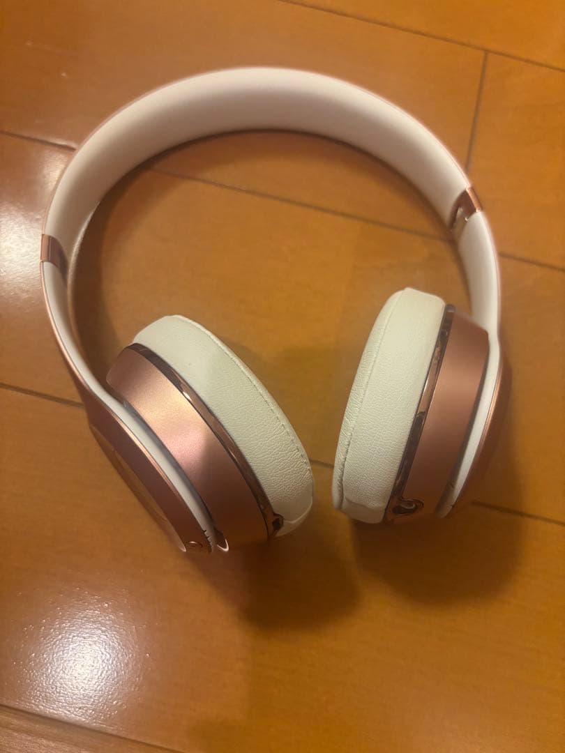 Beats Solo ³ワイヤレスヘッドホン ローズゴールド
