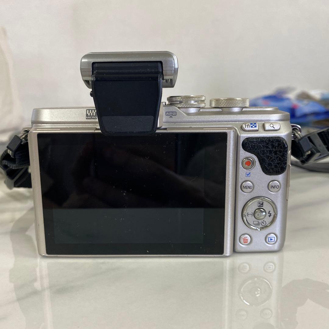 ＋【ジャンク品】OLYMPUS PEN E-PL8デジタルカメラ