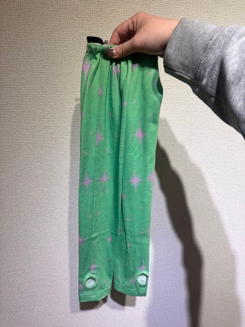 パメオポーズ　PAMEO POSE アームウォーマー　グリーン