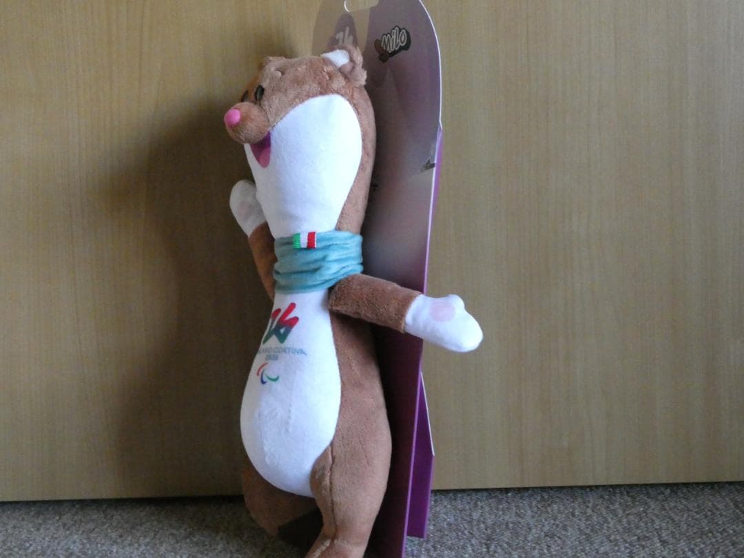 ミラノ・コルティナ2026 ぬいぐるみミロ