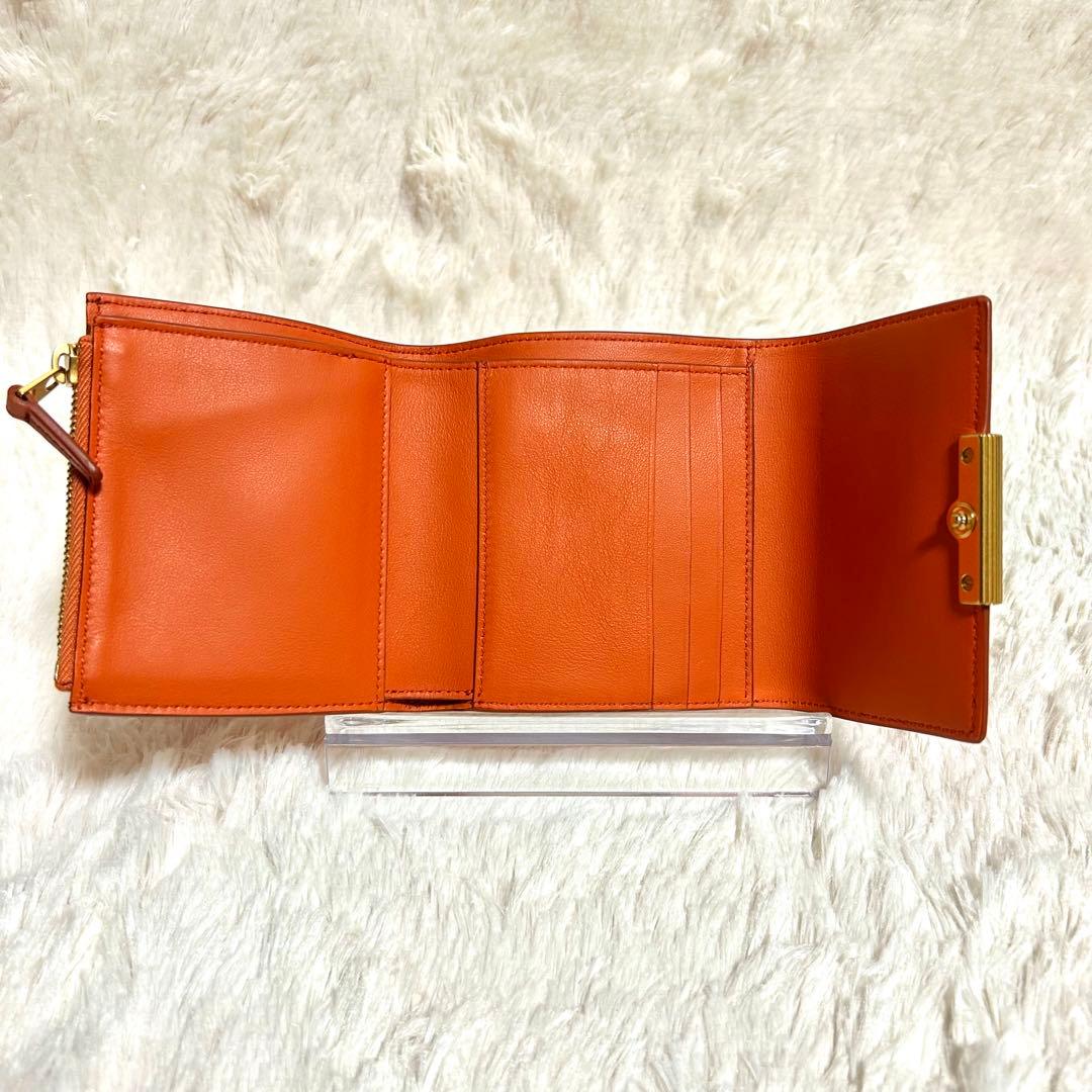 【極美品】BOTTEGA VENETA 二つ折り財布 オレンジ