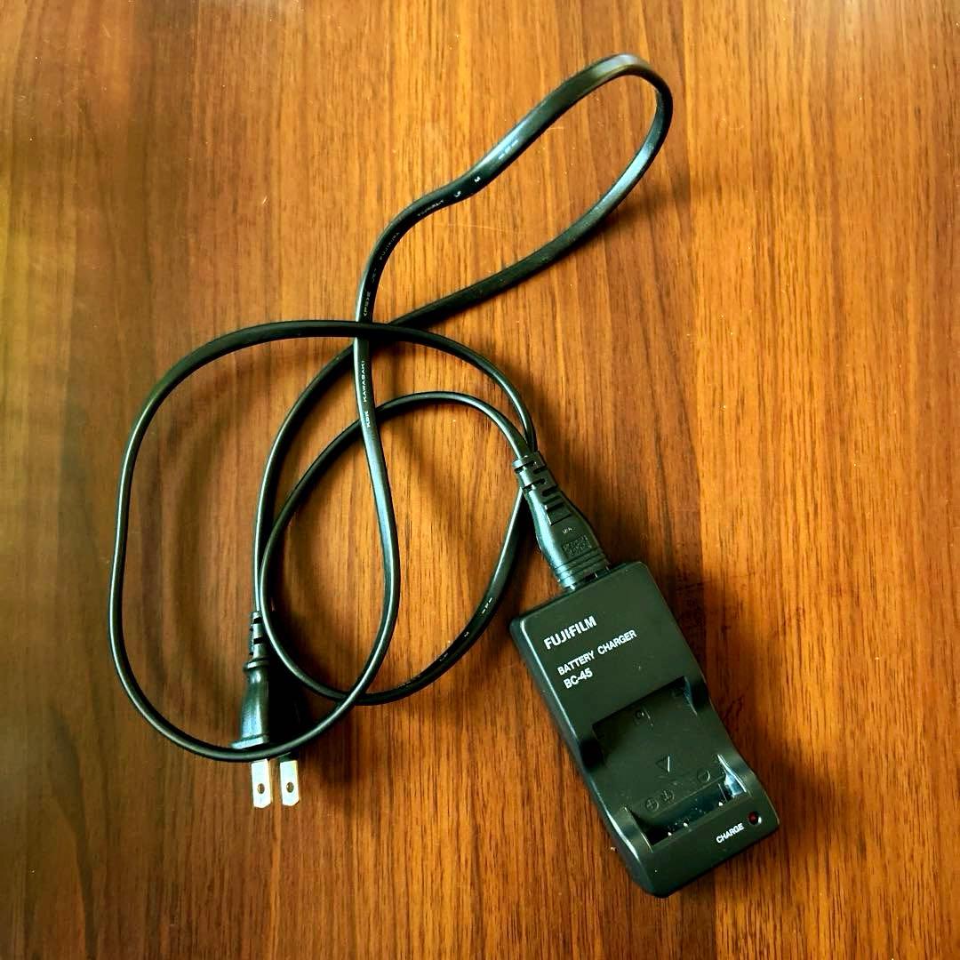 FUJIFILM FINEPIX Z コンパクトデジタルカメラ