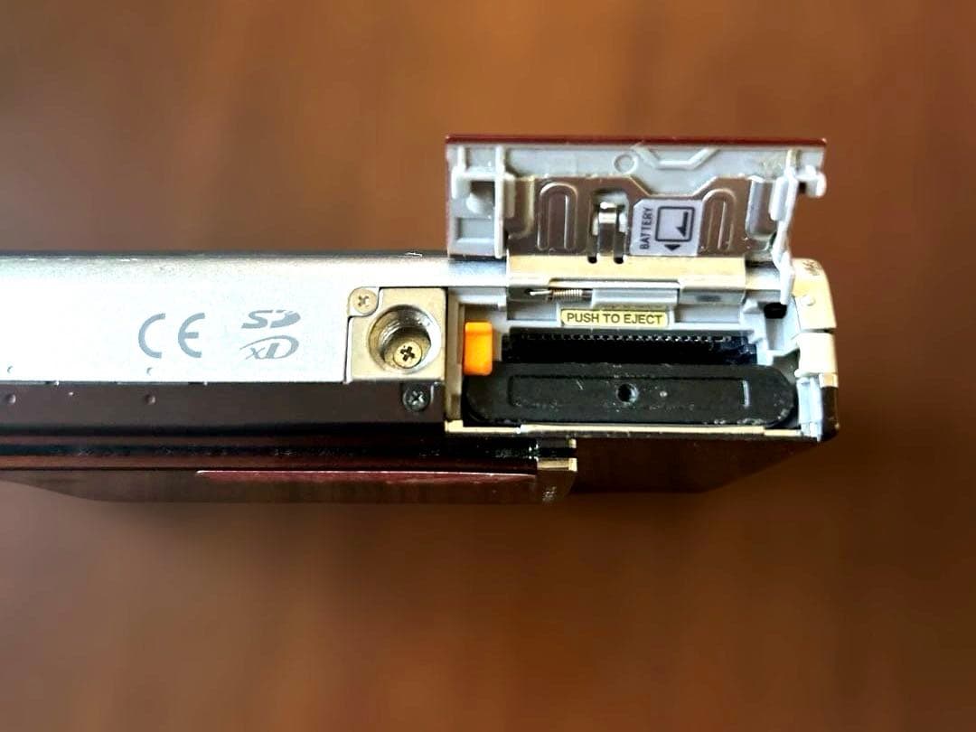 FUJIFILM FINEPIX Z コンパクトデジタルカメラ