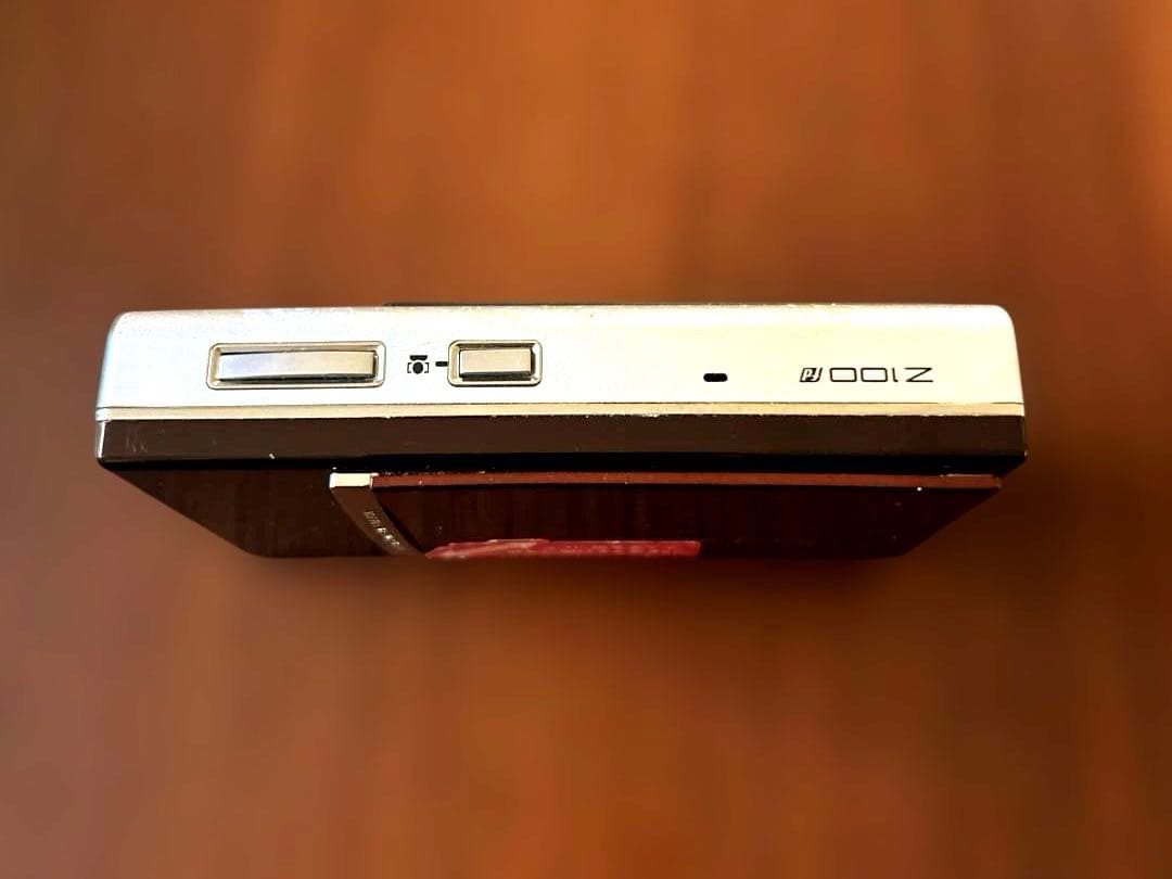 FUJIFILM FINEPIX Z コンパクトデジタルカメラ