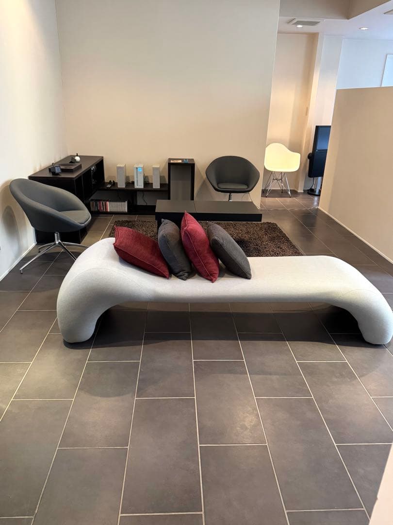 美品 モダン ラウンジチェア 相合家具 回転チェア 1脚 SOGO