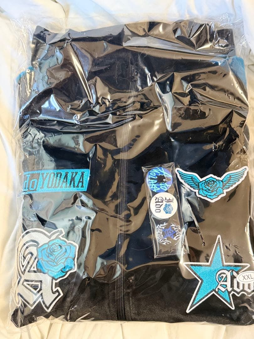 【値下げ中】Ado よだか トラックジャケット 缶バッジ付き 特大XXL