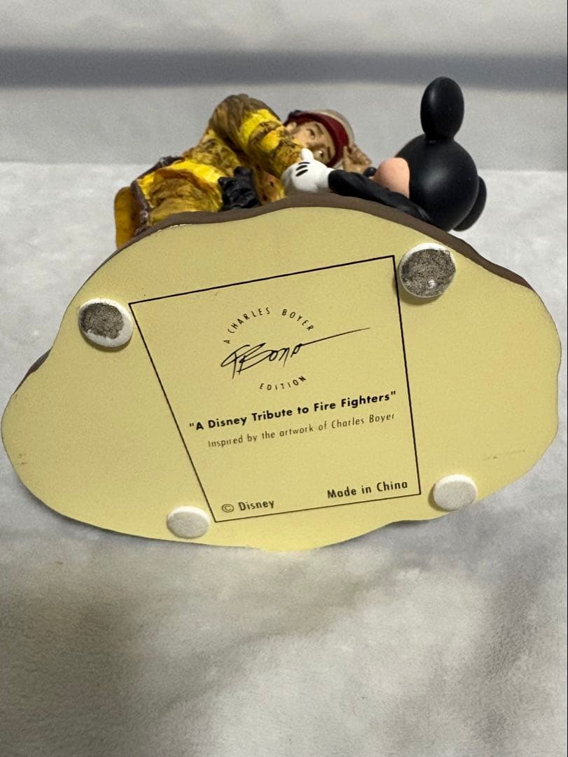 ミッキーと消防士 フィギュア 消防士へのトリビュート スタチュー