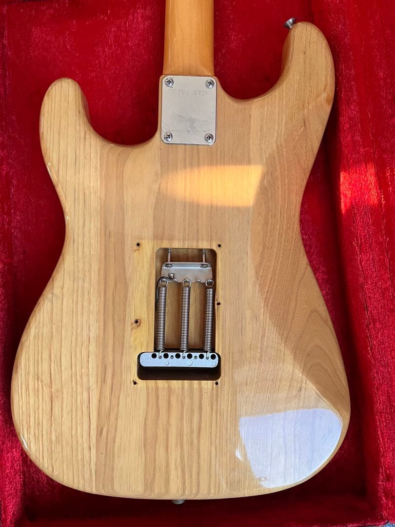 週末値下げ　FERNANDES revival ストラト　RST やや難あり