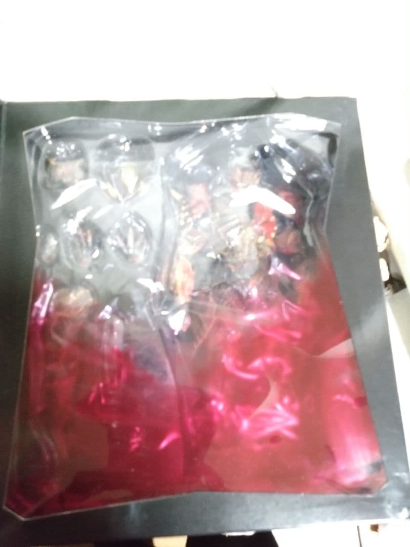 ヴァリアント プレイアーツ改 PREDATOR プレデター　スカルトロフィー